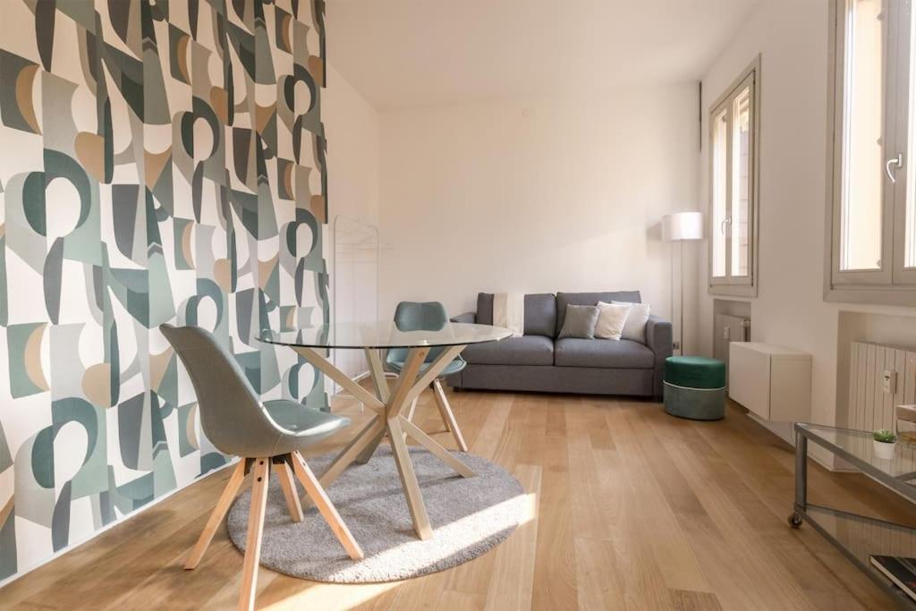 Enjoy Home - Studio Vicino Al Teatro Verdi Padua Exteriör bild